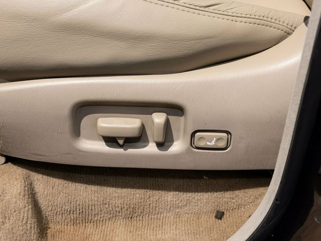 1999 Toyota Land Cruiser 1-Owner in Nashville Since New!! Factory Rear Differential Lock - 22873123 - 26