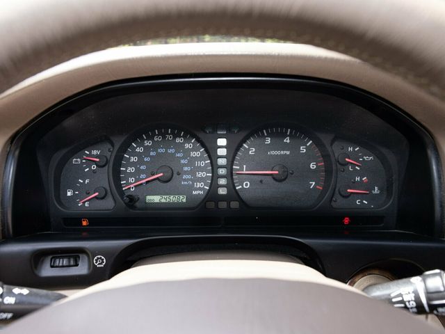 1999 Toyota Land Cruiser 1-Owner in Nashville Since New!! Factory Rear Differential Lock - 22873123 - 28