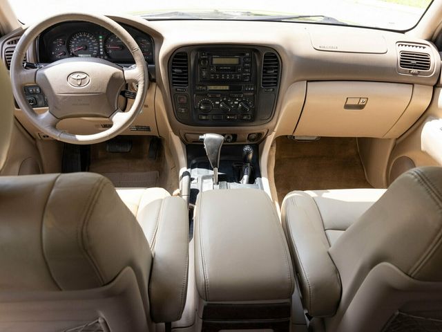 1999 Toyota Land Cruiser 1-Owner in Nashville Since New!! Factory Rear Differential Lock - 22873123 - 39