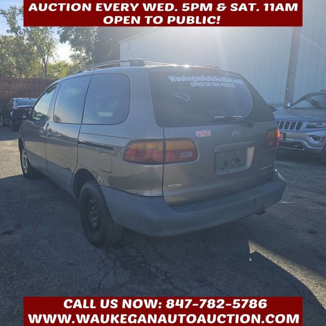 1999 Toyota Sienna 5dr LE - 22937013 - 5