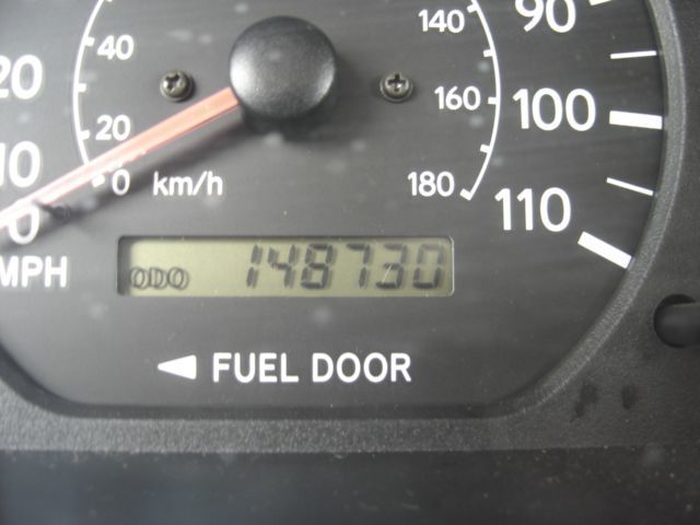 1999 Toyota Sienna XLE - 1723451 - 9