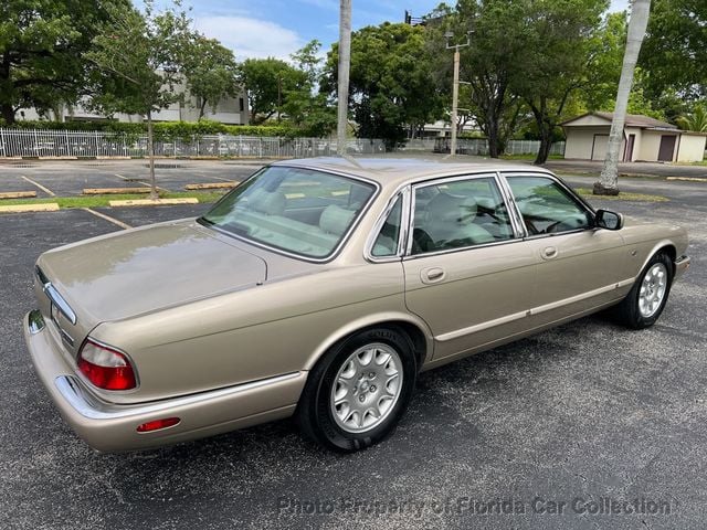2000 Jaguar XJ XJ8 Sedan - 22856045 - 3