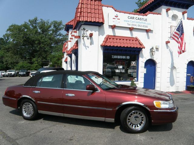 2000 Lincoln Town Car 4dr Sedan Cartier - 22024984 - 0