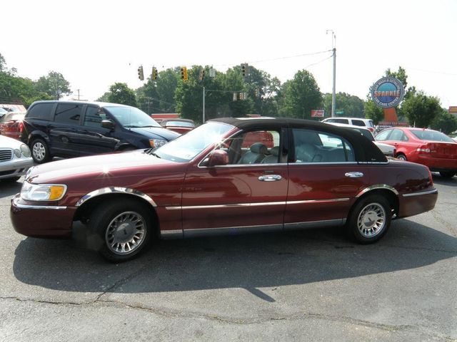2000 Lincoln Town Car 4dr Sedan Cartier - 22024984 - 3