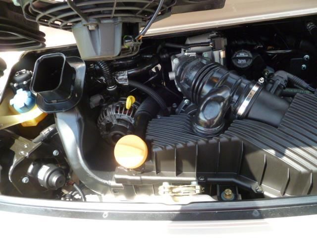 2000 Porsche 911 Carrera 2dr Carrera 4 Coupe w/Tiptronic - 13721644 - 11