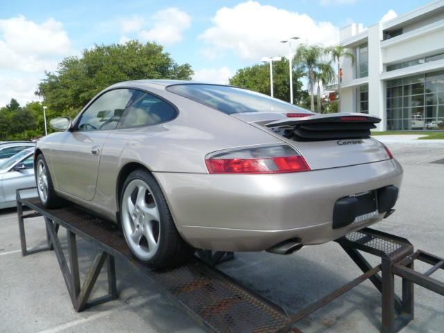 2000 Porsche 911 Carrera 2dr Carrera 4 Coupe w/Tiptronic - 13721644 - 2