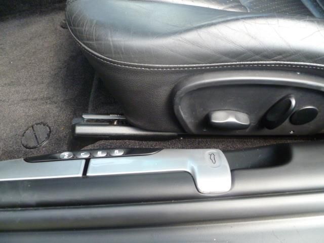 2000 Porsche 911 Carrera 2dr Carrera 4 Coupe w/Tiptronic - 13721644 - 6