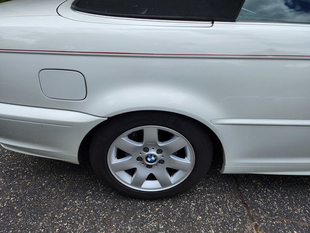 2001 BMW 3 Series 325Ci - 22481649 - 34
