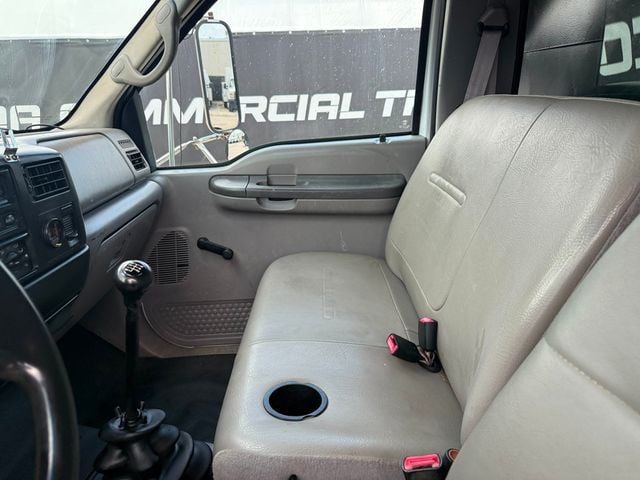 2001 Ford F-750 Dump Truck  - 22891722 - 15