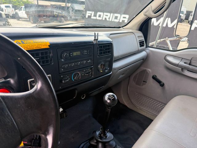 2001 Ford F-750 Dump Truck  - 22891722 - 16