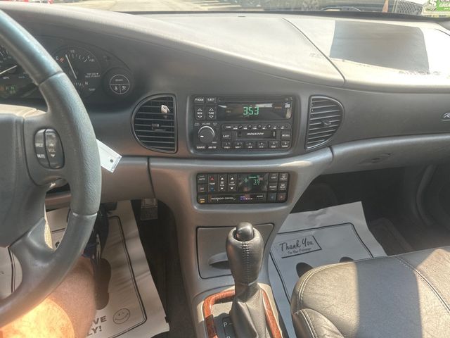 2002 Buick Regal 4dr Sedan GS - 22919428 - 9