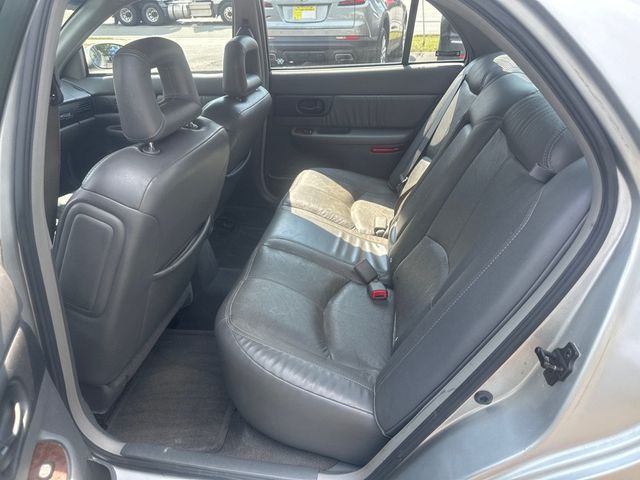 2002 Buick Regal 4dr Sedan GS - 22919428 - 11