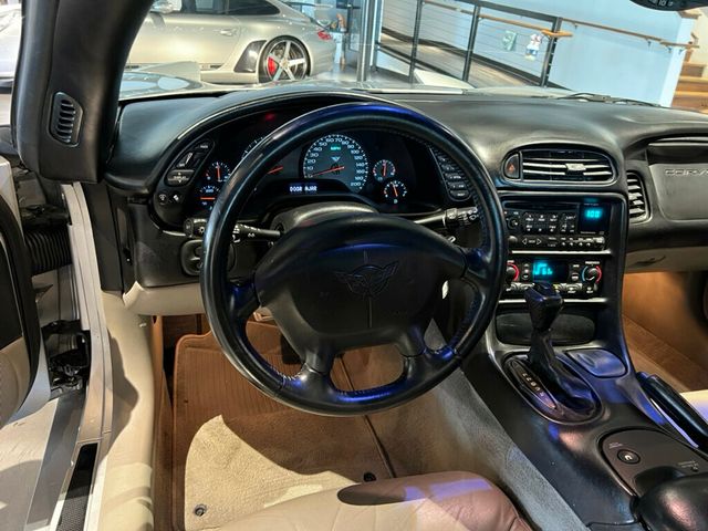 2002 Chevrolet Corvette 1SC EquipmentGroup/HeadUpDisplay/DualZoneClimate/KeylessEntry - 22913034 - 21