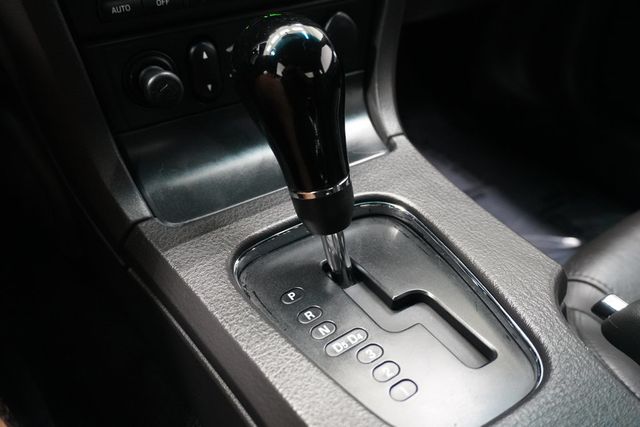 2002 Ford Thunderbird Base Trim - 22900401 - 15