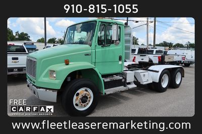 2002 Freightliner FL106