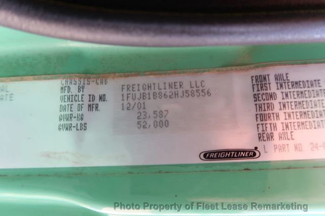 2002 Freightliner FL106  - 22891733 - 14