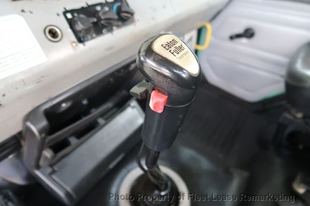 2002 Freightliner FL106  - 22891733 - 24