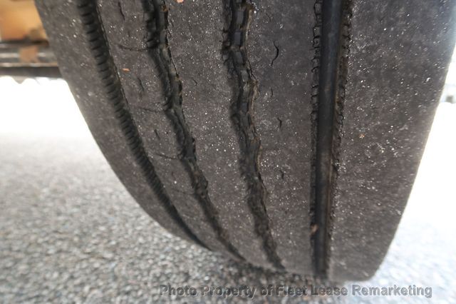 2002 Freightliner FL106  - 22891733 - 30