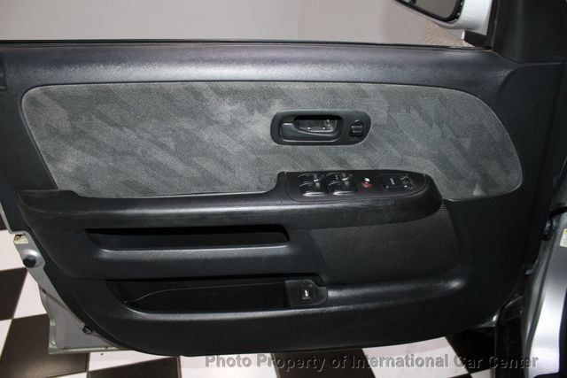 2002 Honda CR-V 4WD EX Manual - 22939706 - 10