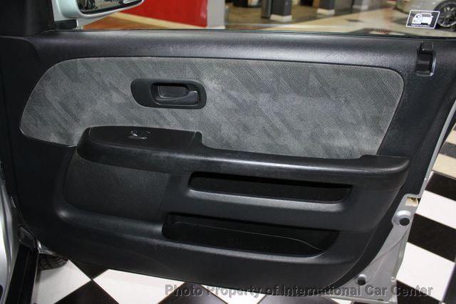 2002 Honda CR-V 4WD EX Manual - 22939706 - 24