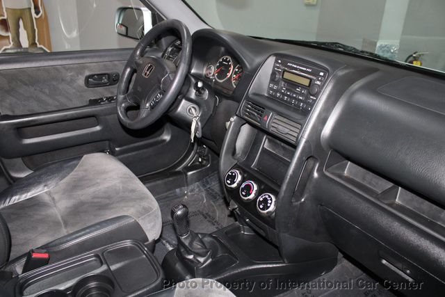 2002 Honda CR-V 4WD EX Manual - 22939706 - 25