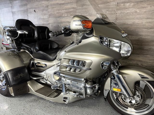 2002 Honda GL1800 Goldwing Trike SUPER CLEAN! - 22938081 - 1