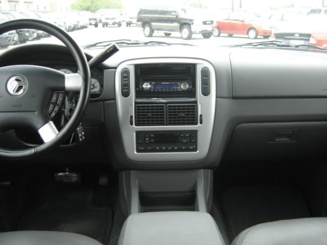 2002 Mercury Mountaineer Convenience - 1723437 - 7