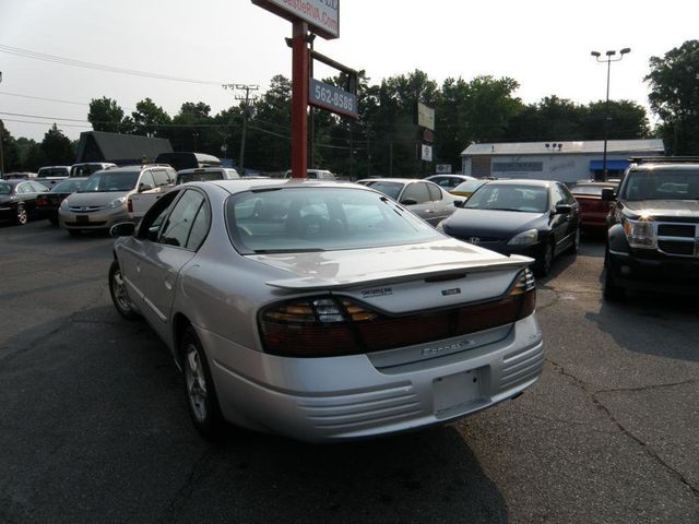 2002 Pontiac Bonneville 4dr Sedan SE - 21984567 - 4
