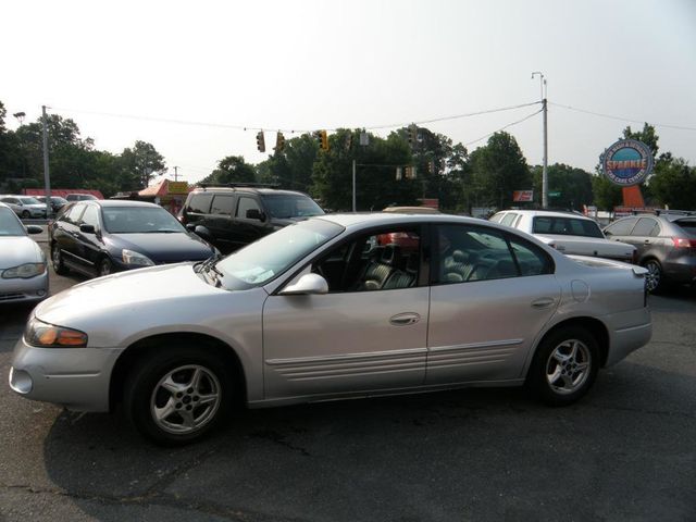 2002 Pontiac Bonneville 4dr Sedan SE - 21984567 - 5