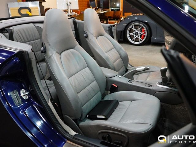 2002 Porsche 911 Carrera  - 22937877 - 35