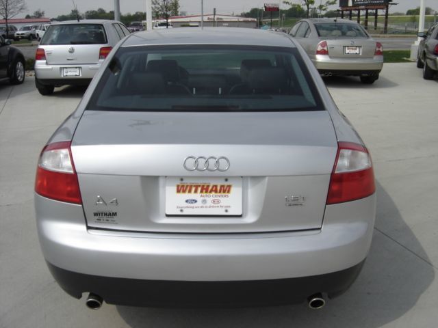 2003 Audi A4 1.8T quattro - 1723432 - 3