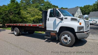 2003 Chevrolet C7500's photo