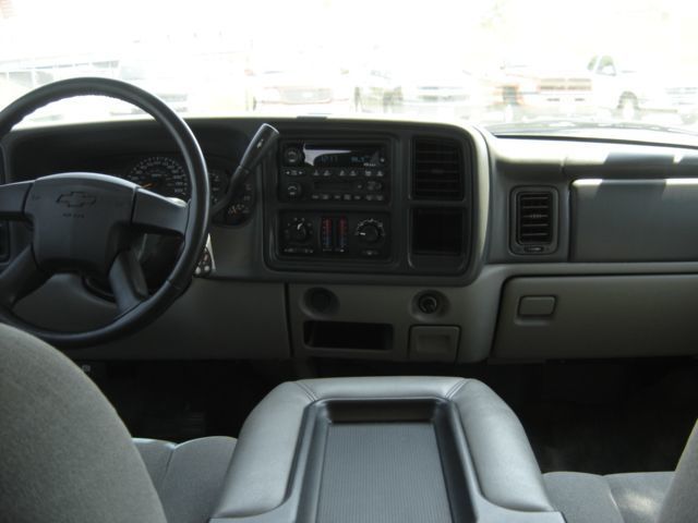 2003 Chevrolet Suburban LS - 1766074 - 9