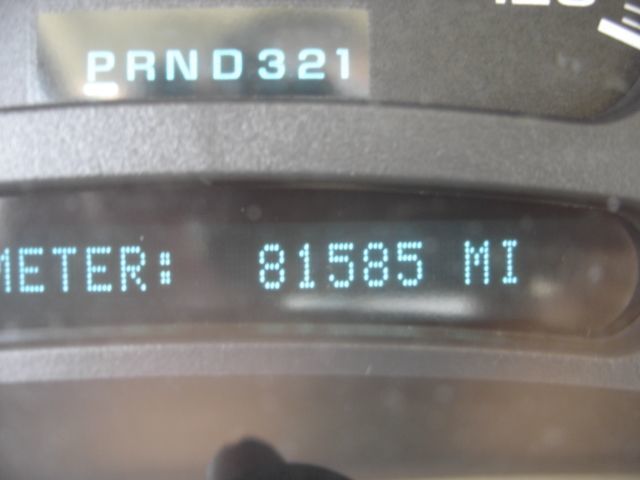 2003 Chevrolet Suburban LS - 1766074 - 11