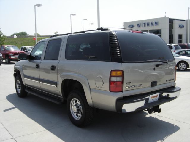 2003 Chevrolet Suburban LS - 1766074 - 2