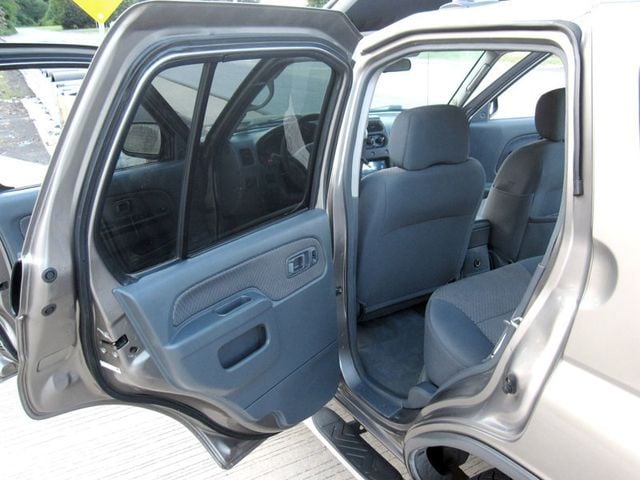 2003 Nissan Xterra 4dr XE 4WD V6 Manual - 22910178 - 26