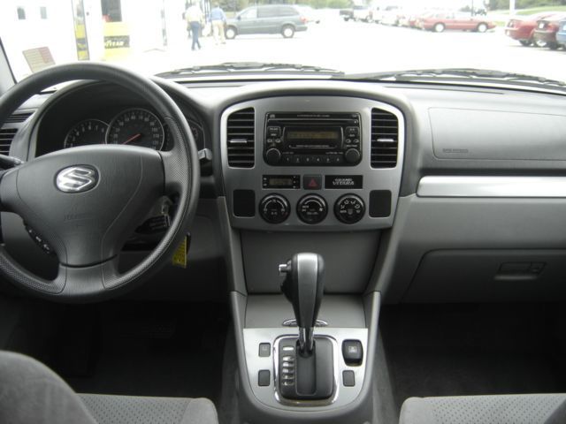 2003 Suzuki Grand Vitara Limited - 1762275 - 7