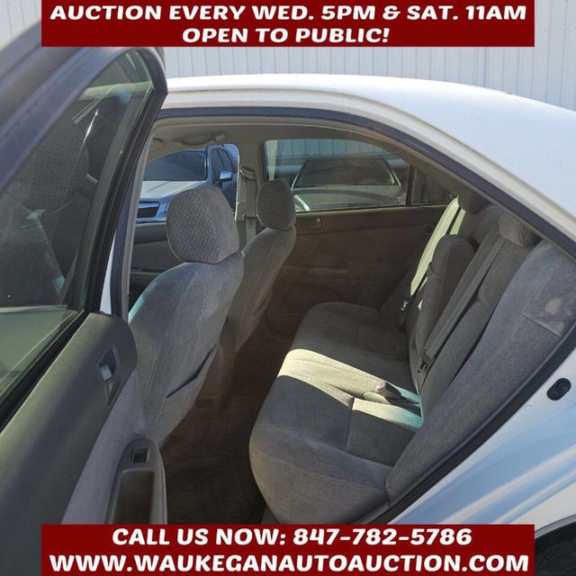 2003 Toyota Camry 4dr Sedan LE Automatic - 22939824 - 6