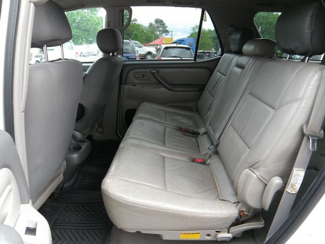 2003 Toyota Sequoia 4dr SR5 - 22823271 - 7