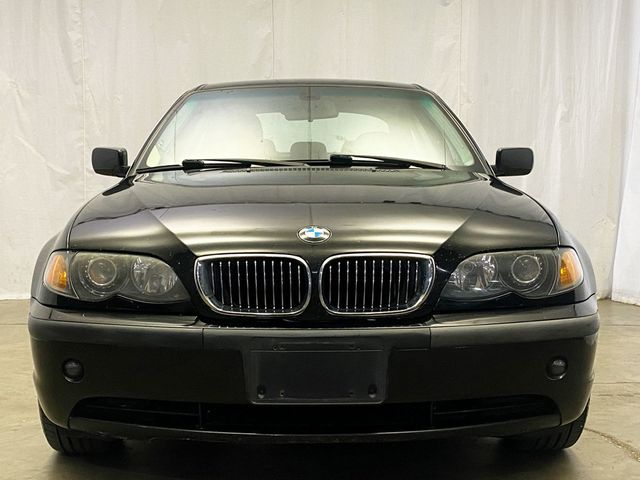 2004 BMW 3 Series 330xi - 22903619 - 9