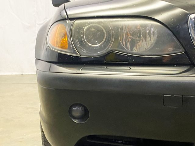 2004 BMW 3 Series 330xi - 22903619 - 10