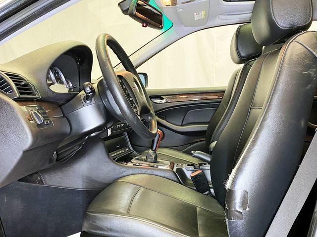 2004 BMW 3 Series 330xi - 22903619 - 16