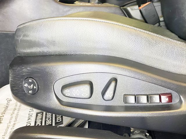 2004 BMW 3 Series 330xi - 22903619 - 17