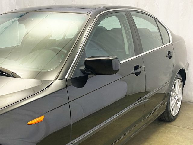 2004 BMW 3 Series 330xi - 22903619 - 1