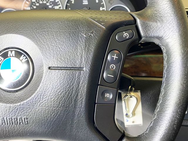 2004 BMW 3 Series 330xi - 22903619 - 22