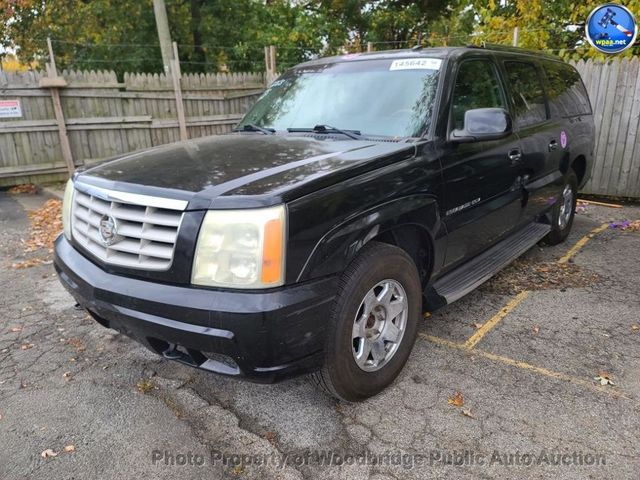 2004 Cadillac Escalade ESV Base