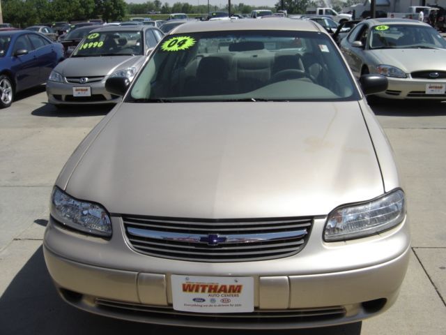 2004 Chevrolet Classic Base Trim - 1723426 - 1