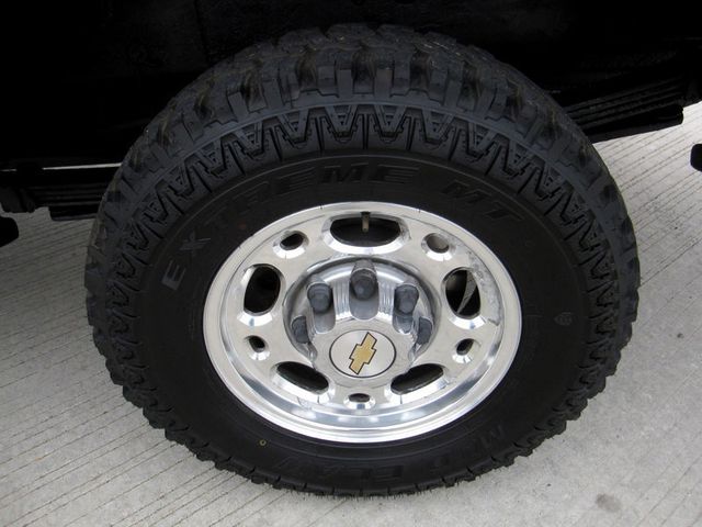 2004 Chevrolet Silverado 2500HD Reg Cab 133" WB 4WD - 22354221 - 37