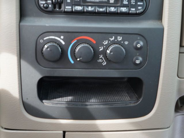 2004 Dodge Ram 1500  - 11851683 - 8