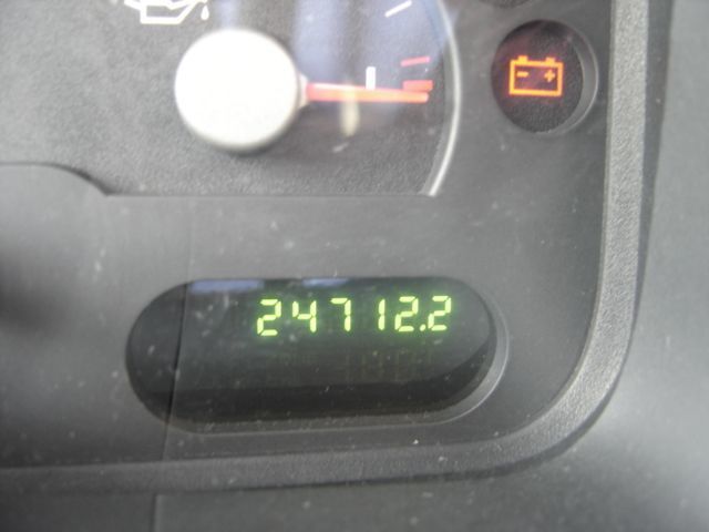 2004 Ford Explorer XLS - 1723430 - 9